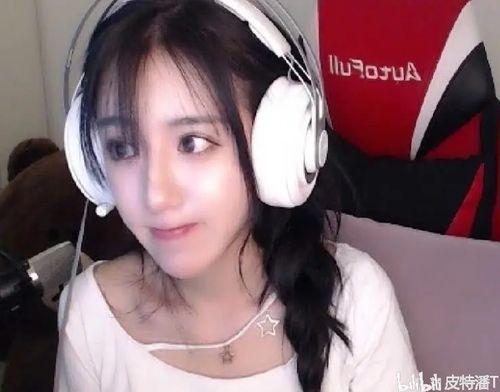 网红炮姐吃瓜是真的吗,真相揭秘还是网络炒作？