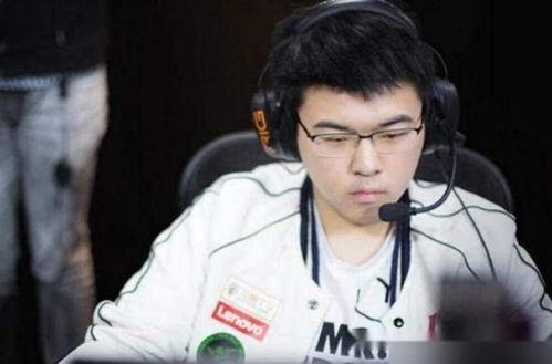 吃瓜网红张子凡微博号